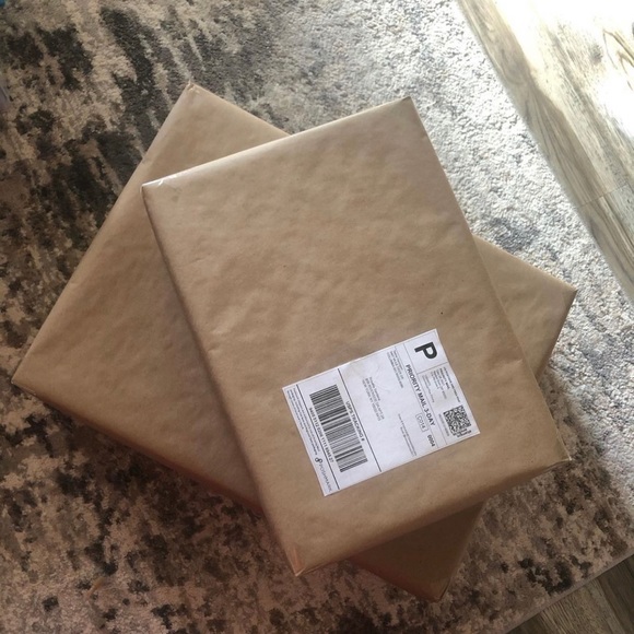 Meet your Posher, Tasha - Picture 2 of 2